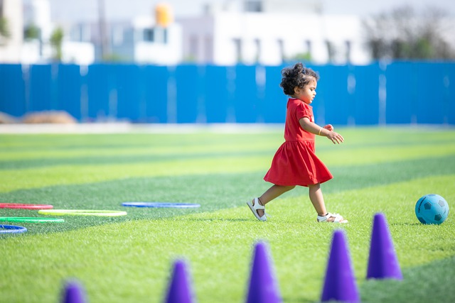 女网狂潮又胜利：16强定5席，2人退赛，郑钦文1／8决赛对手出炉.
